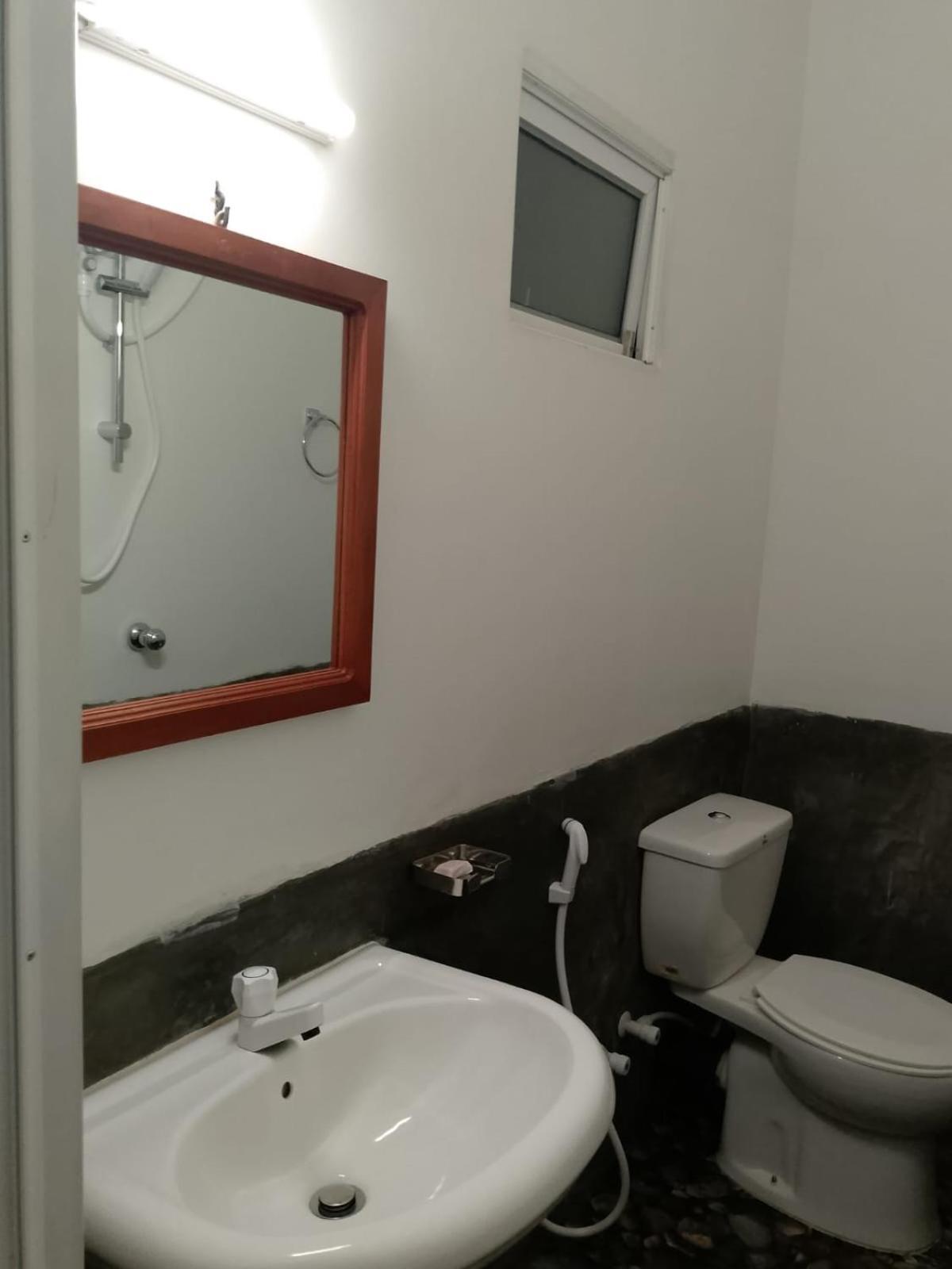 Seven Lotus Hotel Kandy